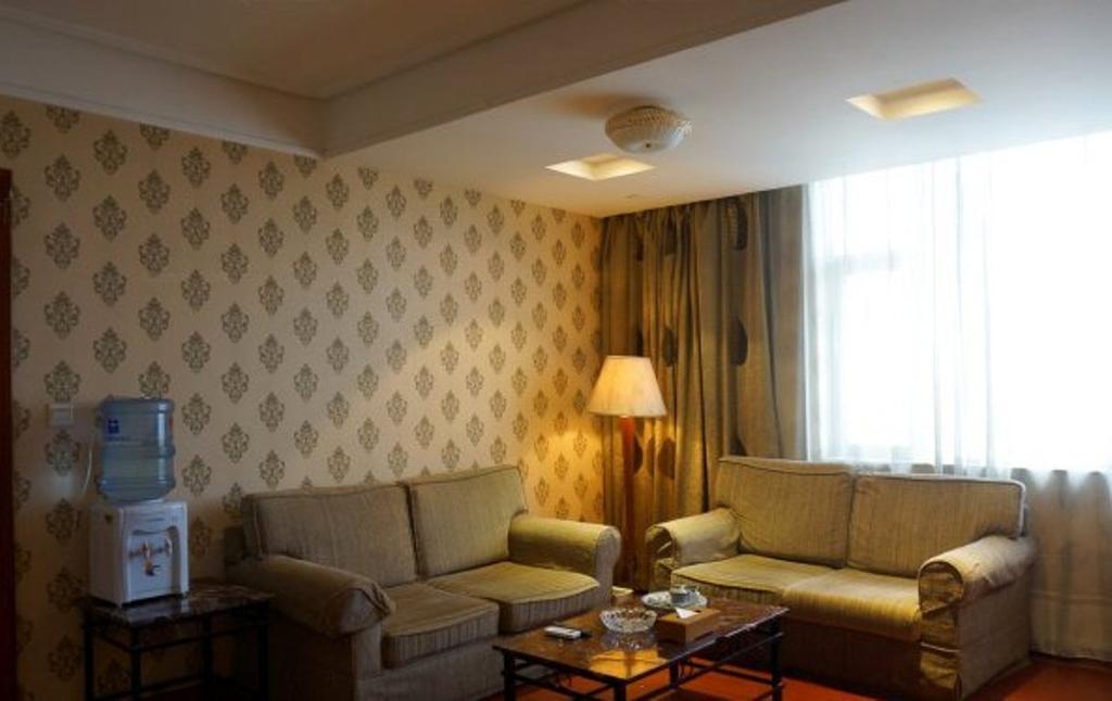 Yingfeng Hotel Tung-kuan Pokoj fotografie