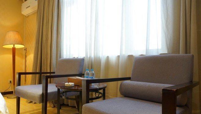 Yingfeng Hotel Tung-kuan Pokoj fotografie