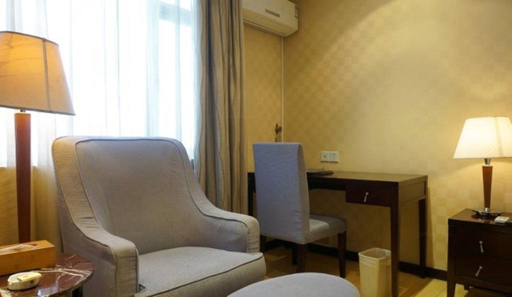 Yingfeng Hotel Tung-kuan Pokoj fotografie